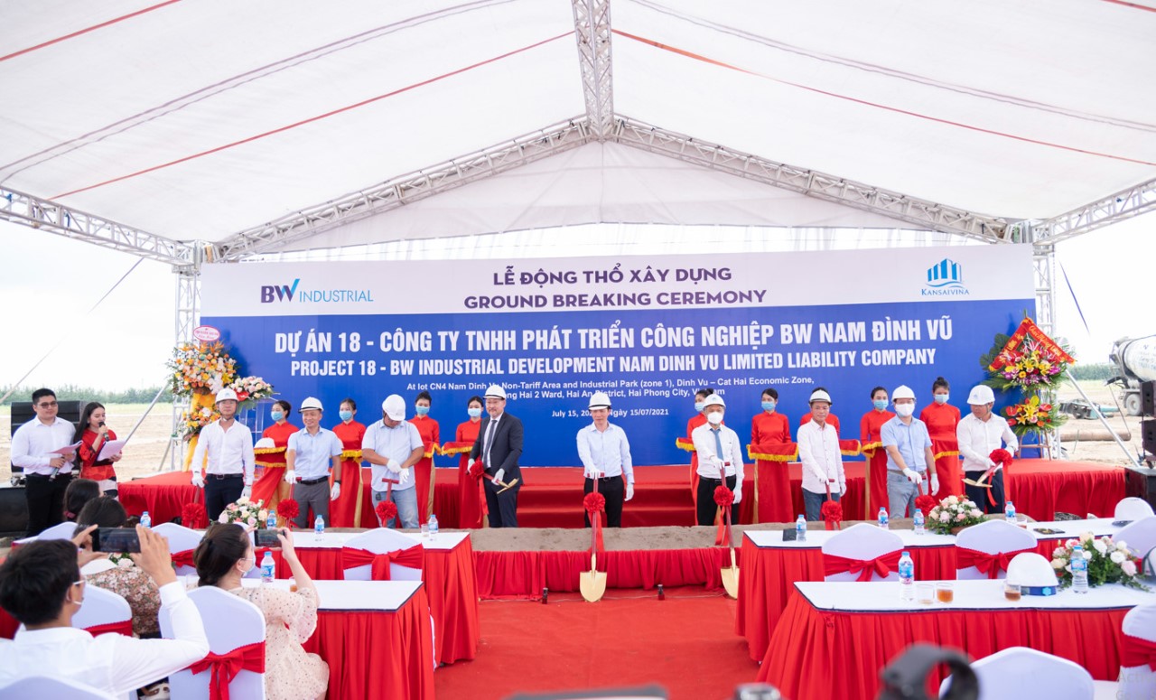 Lễ động thổ khởi công Dự án nhà xưởng xây sẵn tại KCN Nam Đình Vũ