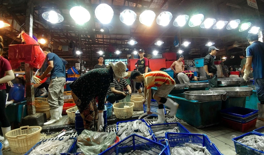 Kinh nghiệm mở vựa hải sản lãi 3-4 lần mỗi tháng cho người mới