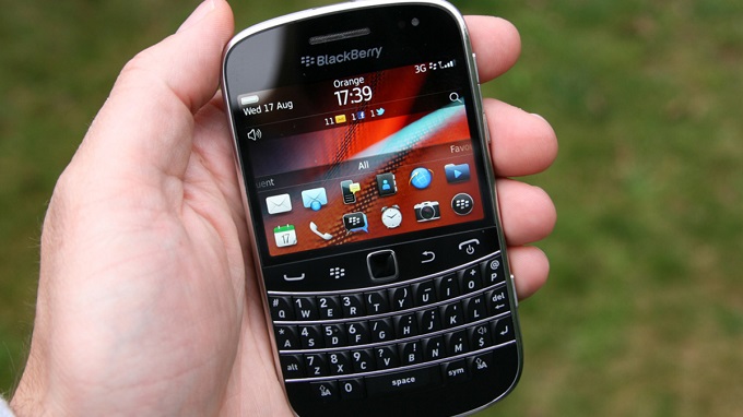 Đánh giá Blackberry 9900 Bold giá rẻ - Trải nghiệm...