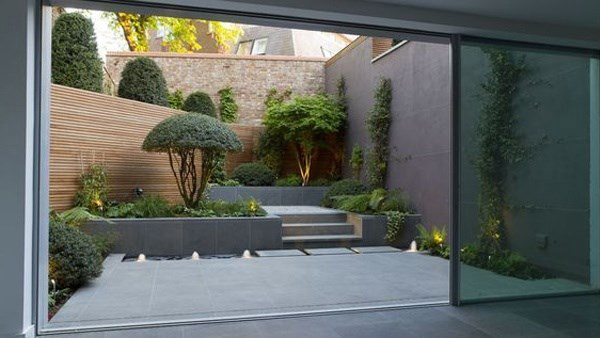 Thiết kế sân vườn nhà ống – Cách lựa chọn các mẫu thiết kế sân vườn hợp với nhà bạn