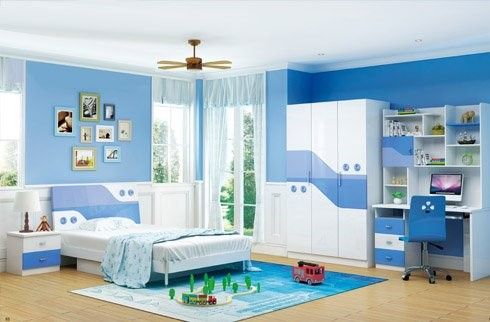 Mẫu thiết kế nội thất phòng ngủ con trai với gam màu trắng - xanh dương điển hình. Nội thất đồng bộ giúp tối ưu hóa không gian sử dụng.