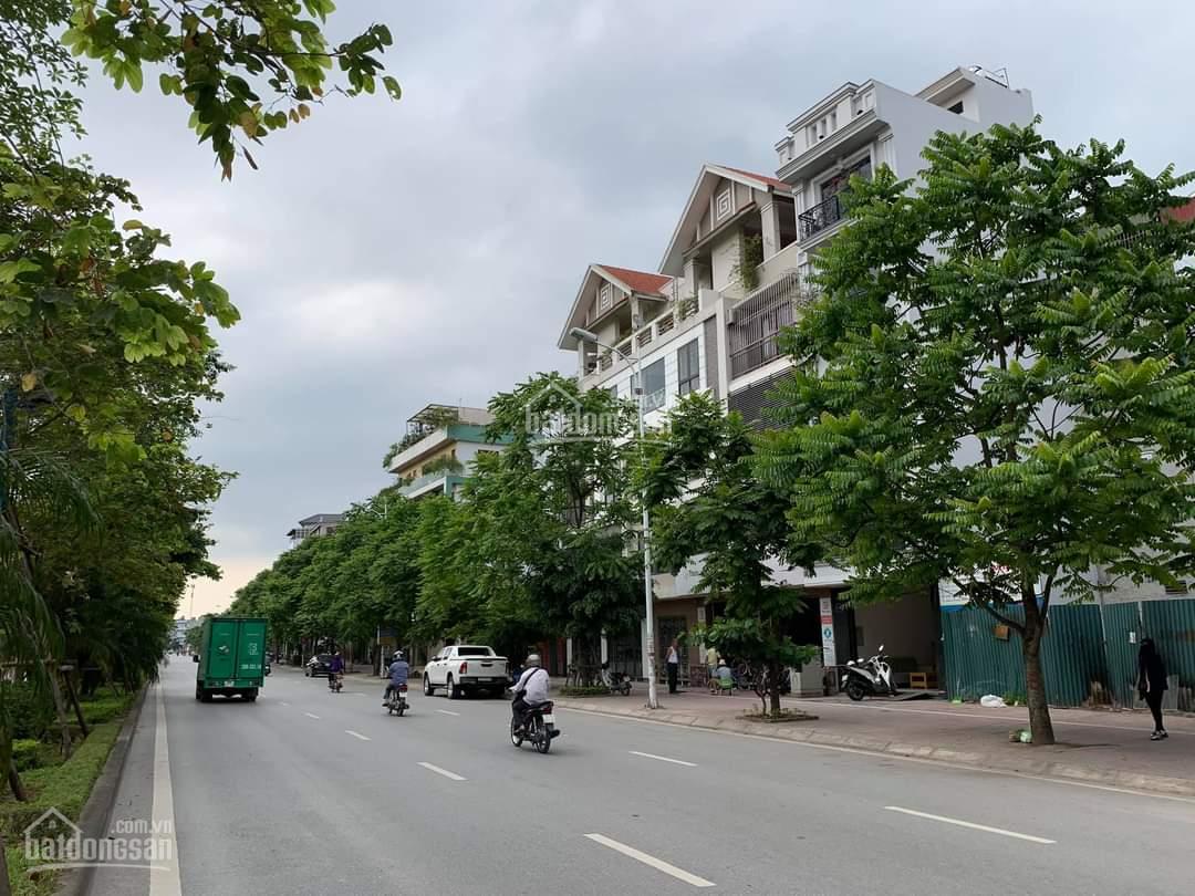 hình ảnh thị trường bất động sản Hà Nội